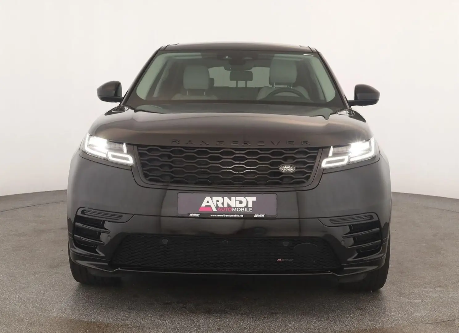 Range Rover Velar D200 AWD R-Dynamic SE Black 22