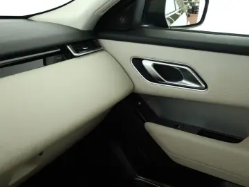 Range Rover Velar D200 AWD R-Dynamic SE Black 22