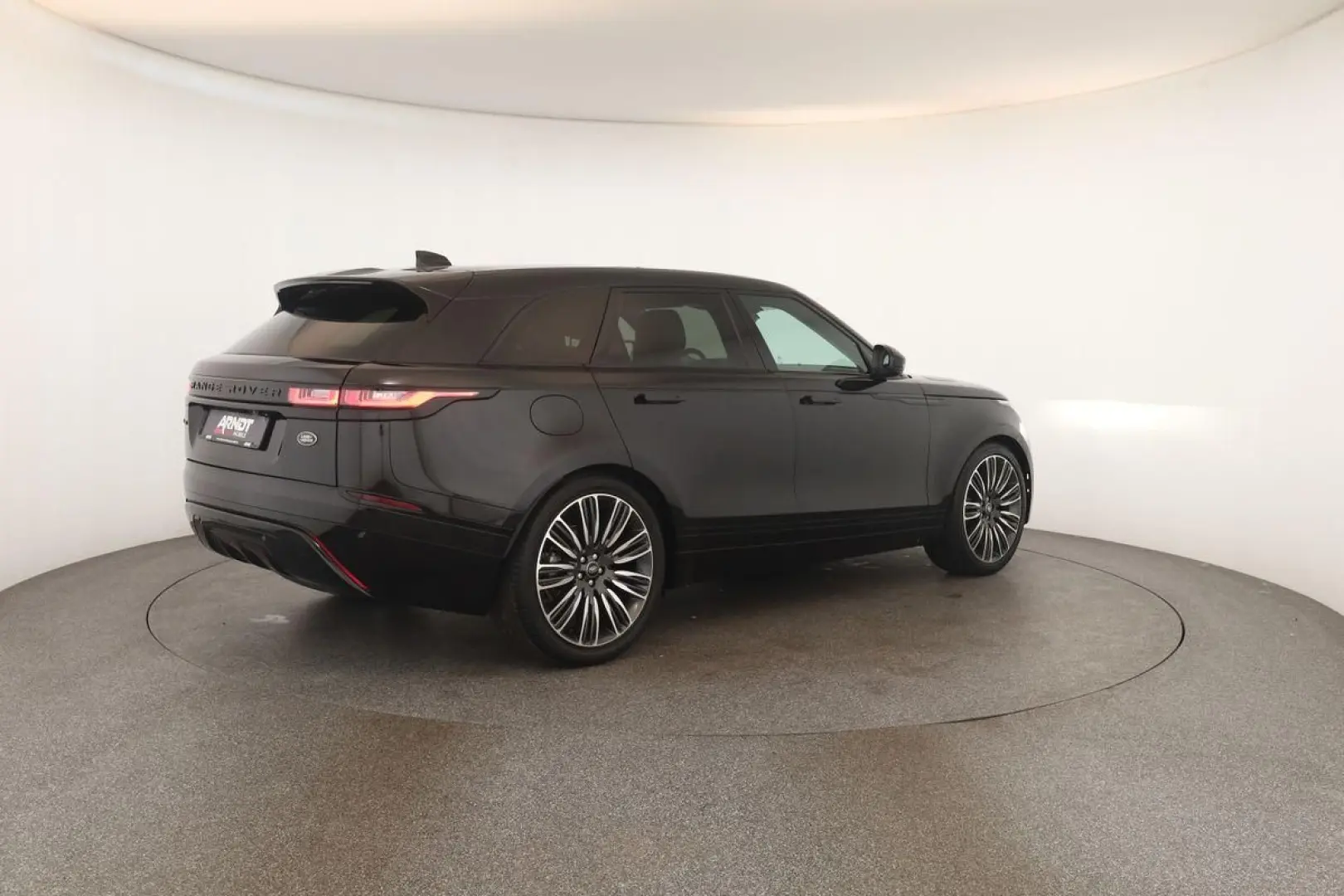 Range Rover Velar D200 AWD R-Dynamic SE Black 22