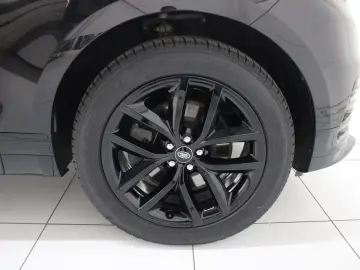 Range Rover Velar D200 Dynamic SE AHK HUD Black 