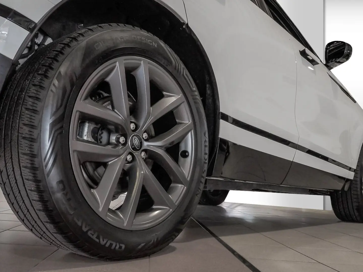 Range Rover Velar D200 R-Dynamic SE-Navi*AHK*Pan