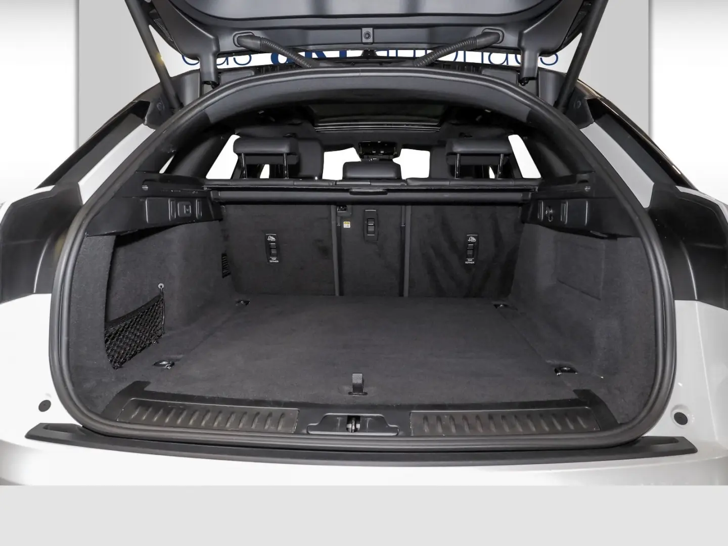 Range Rover Velar D200 R-Dynamic SE-Navi*AHK*Pan