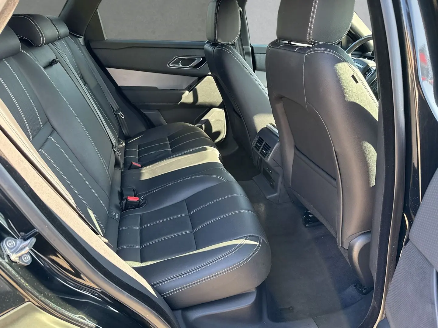Range Rover Velar D300 R-Dynamic SE *BlackPack*P