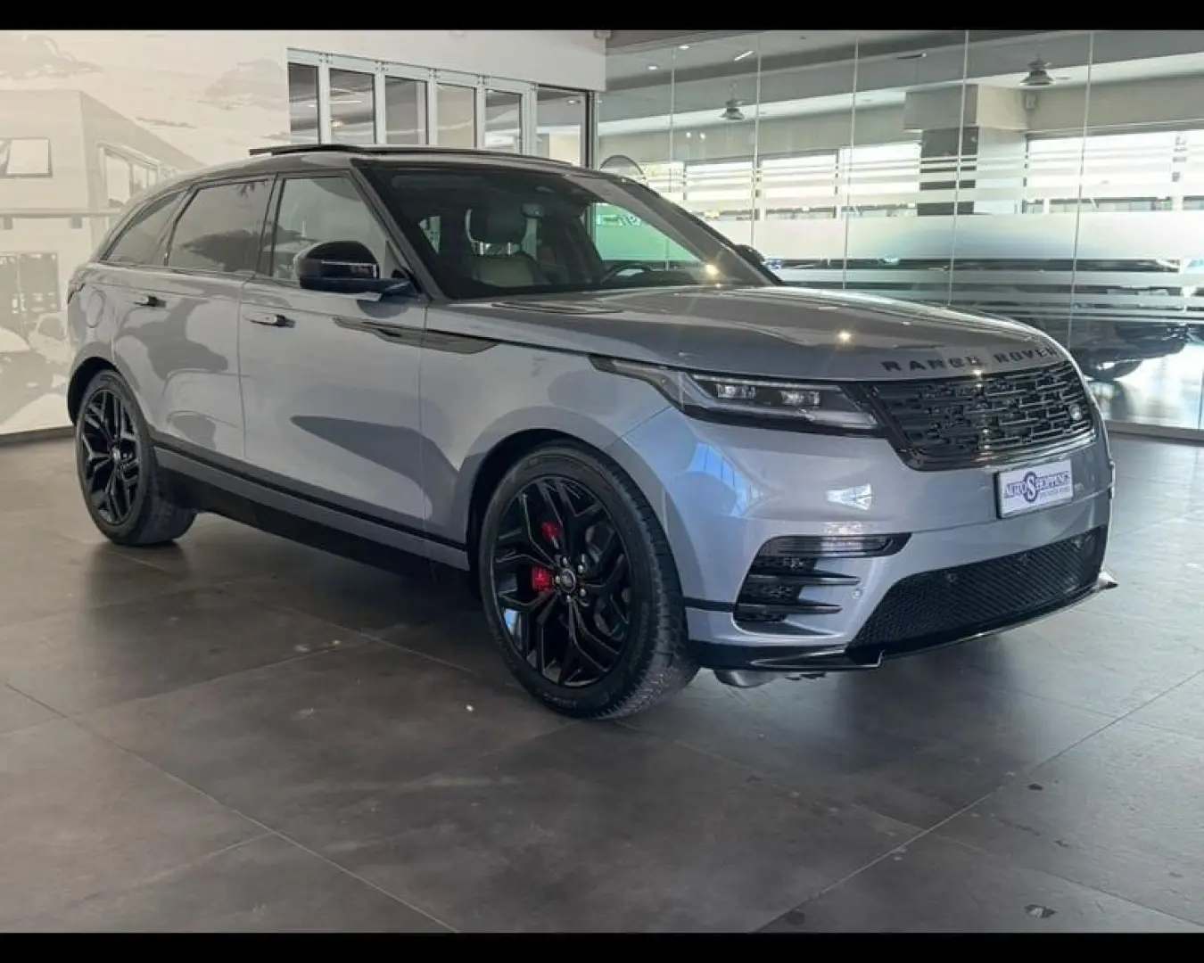 Land Rover Range Rover Velar 2.0D I4 204 CV R-Dy