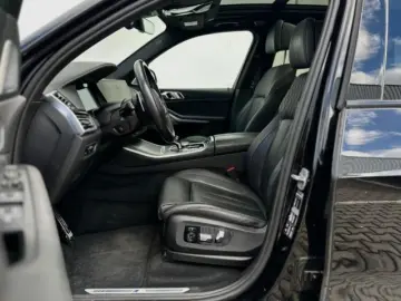 X5 xDrive 30dA M-Sport AHK PANO StHZ B&W Parkass
