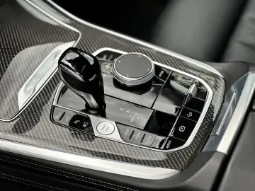 X5 xDrive45e M Sportpaket B&W Surround Head-Up