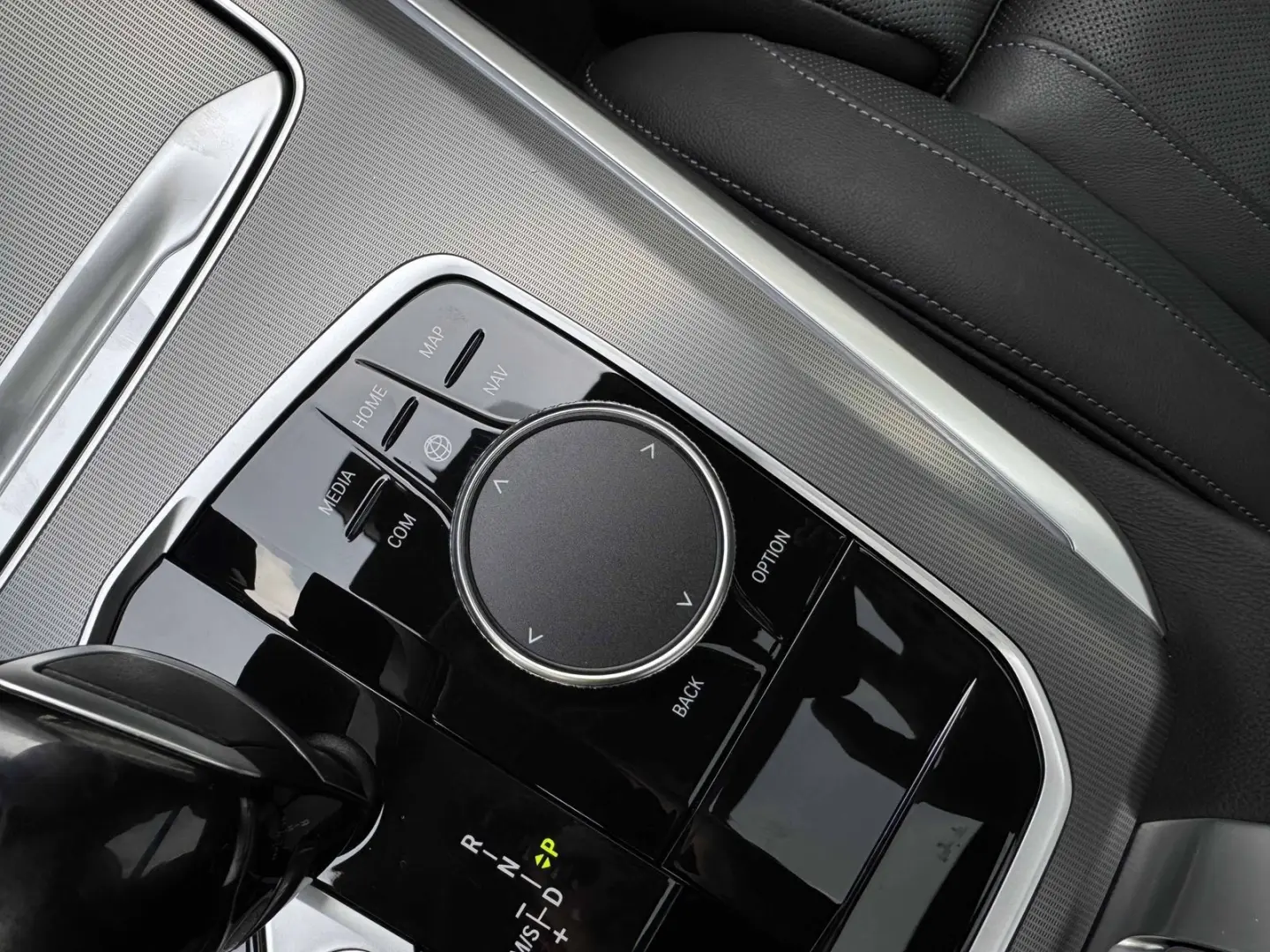 X5 xDrive40d M Sport Laser Pano DA Prof PA+ B&W