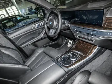 X5 xDrive30d M Sport PANO AHK RFK LED