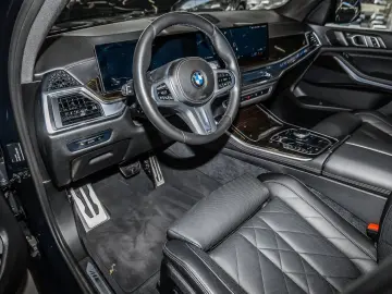 X5 xDrive30d M Sport PANO AHK RFK LED