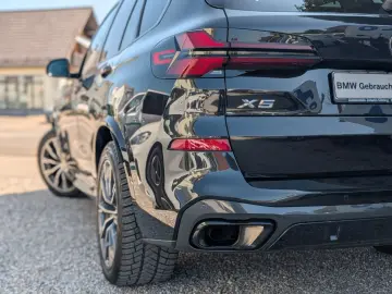 X5 xDrive30d M-Sport PRO LCI Shadow Line IconicG