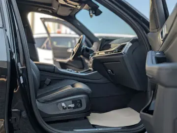 X5 xDrive30d M-Sport PRO LCI Shadow Line IconicG