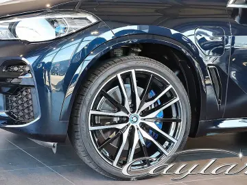 X5 45e M SPORT LASER SITZBELÜFTUNG PANO AHK 22