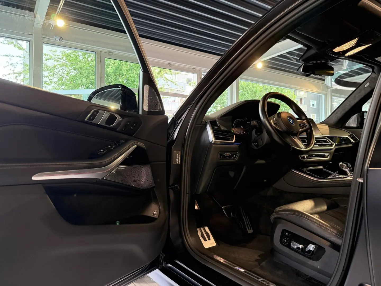 X5 xDrive 45 e M Sport*Pano-Sky*Massage*B&W*TV