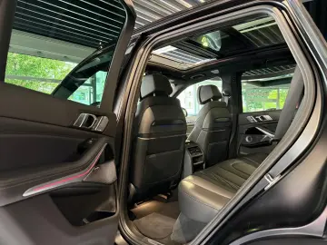 X5 xDrive 45 e M Sport*Pano-Sky*Massage*B&W*TV