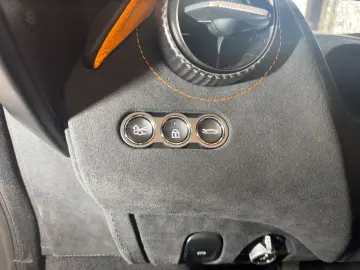 750S Coupe LIFT~FULL CARBON~BOWERS&WILKINS~360