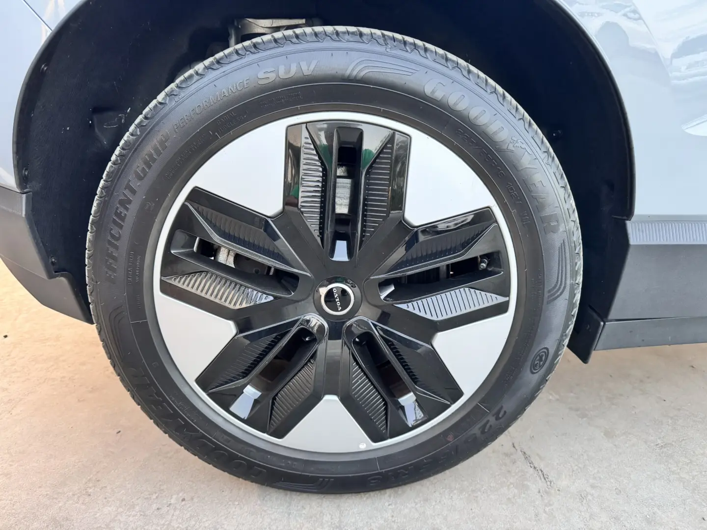 Volvo EX30