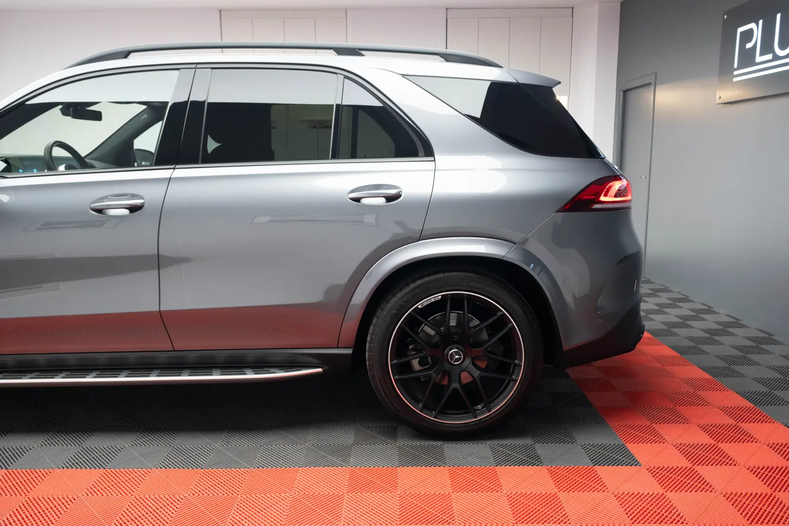 Mercedes Benz GLE 53 AMG
