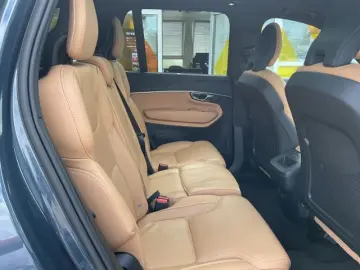 XC90 B5 Plus Dark AWD AHK 7 Sitze BLIS  360°