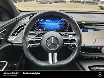 E 200 AMG Night 19