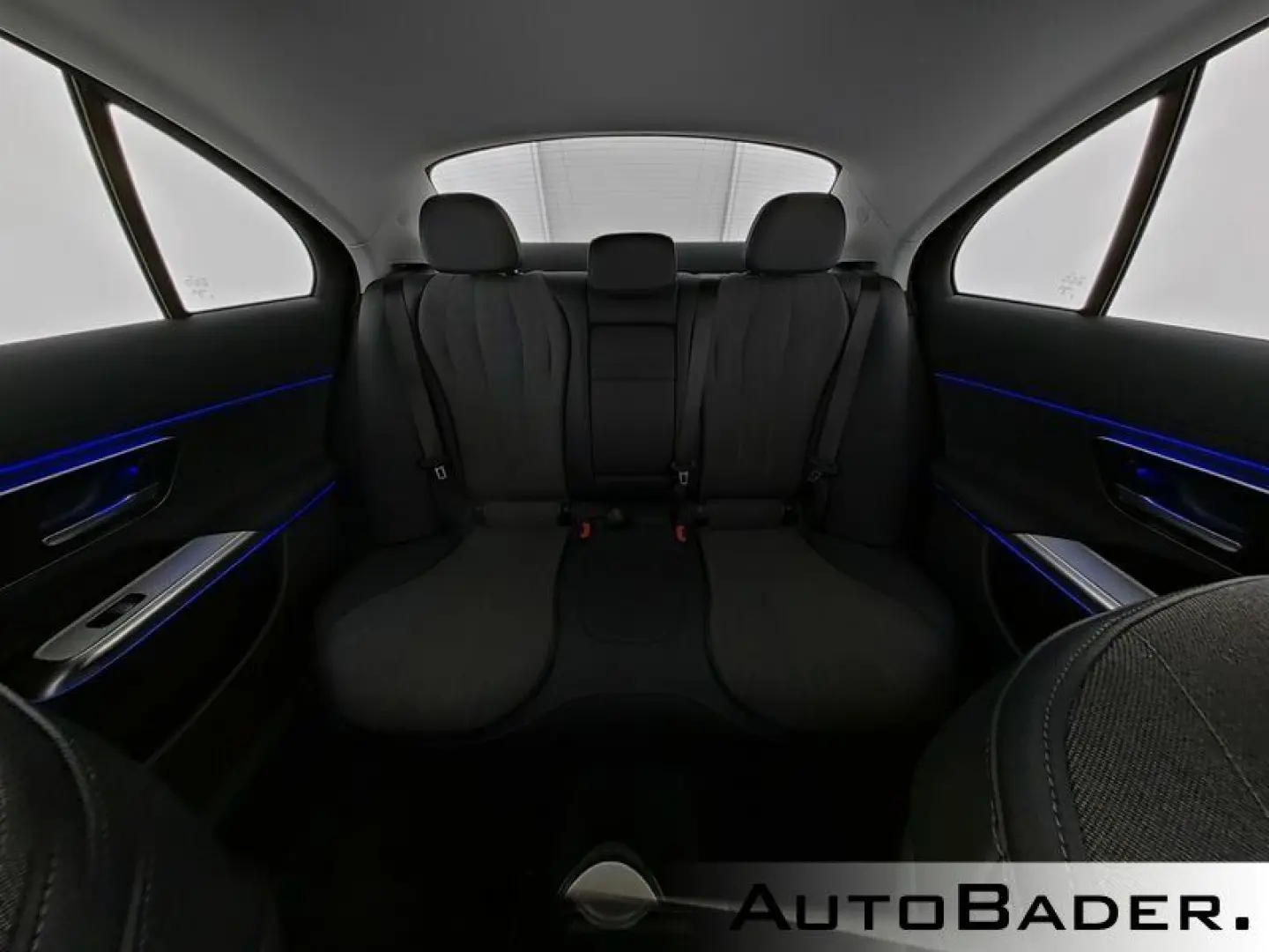 E 200 AVANTGARDE Advanced PSD DISTR RFK 19