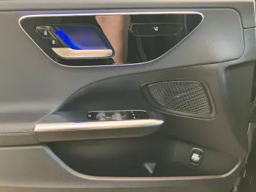 C 300 AMG LED Night Spur RüCam DAB CarPlay
