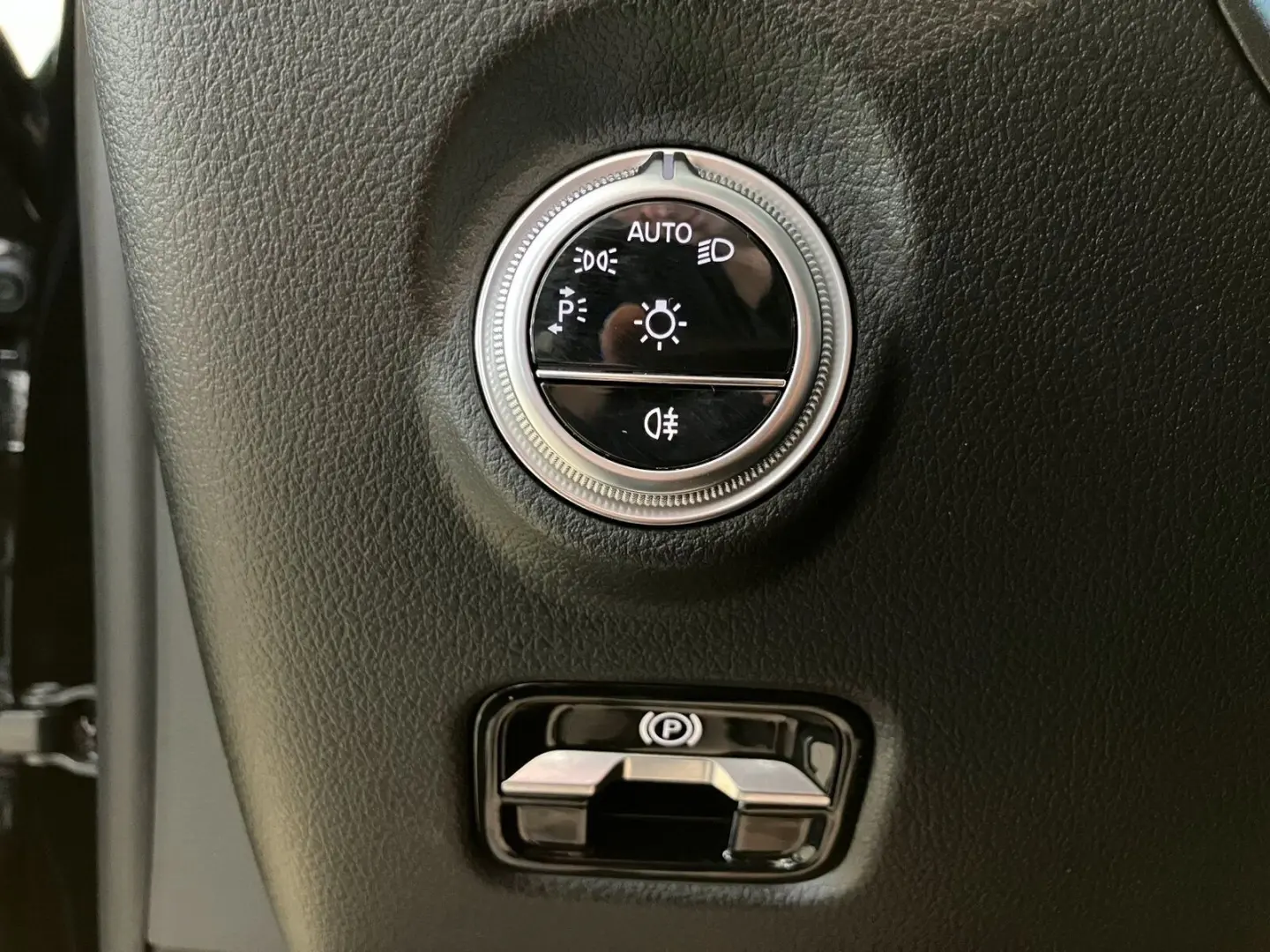 C 300 AMG LED Night Spur RüCam DAB CarPlay
