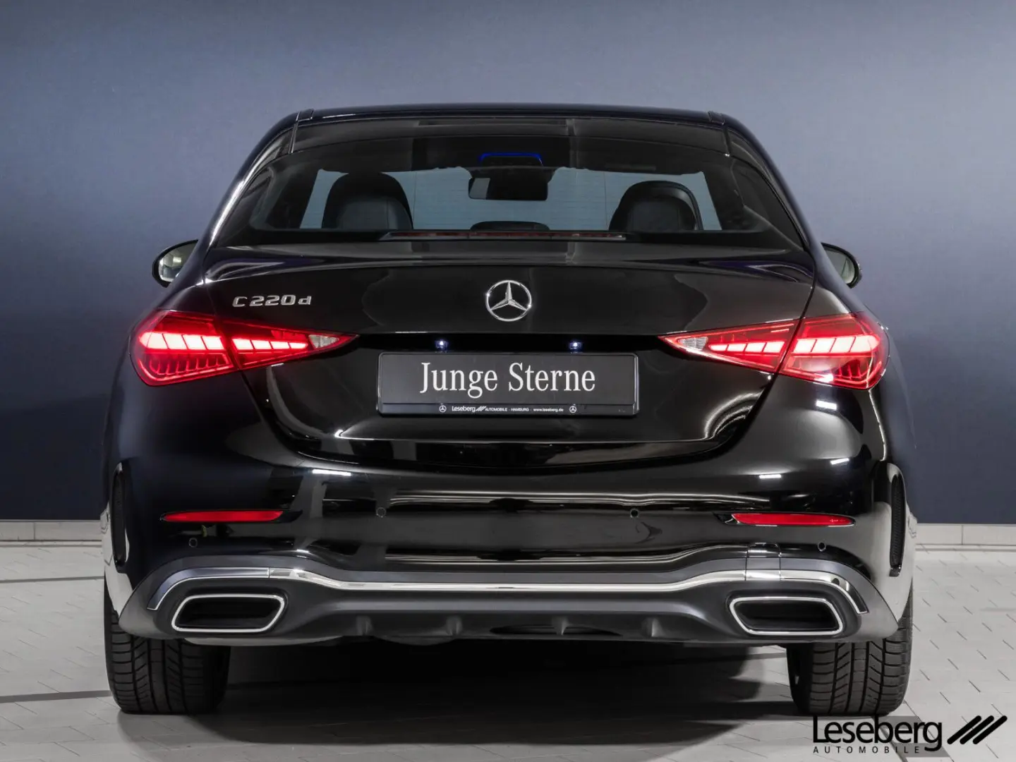 C 220 d AMG LED/Rückfahrkamera/AHK/Ambiente/DAB