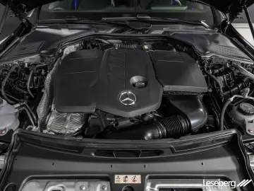 C 220 d AMG LED/Rückfahrkamera/AHK/Ambiente/DAB