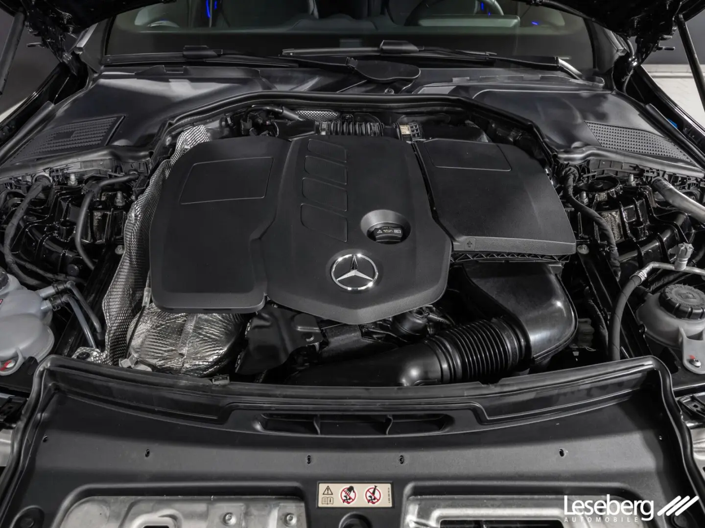 C 220 d AMG LED/Rückfahrkamera/AHK/Ambiente/DAB
