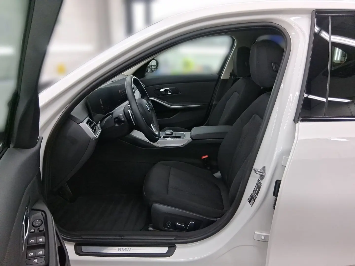 320d Limousine*AHK*Komfortzugang*Memory*Adaptive