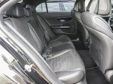 C 300 4M AMG Rückfahrkamera Ambiente MBUX LED