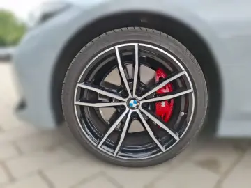 330i xDrive Lim. M Sport Pro HUD DA Prof. AHK PA