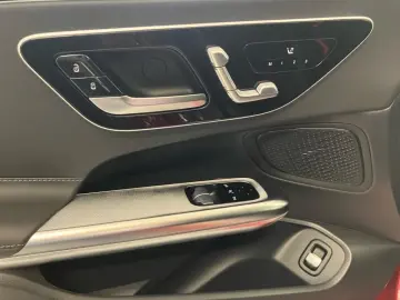 CLE 220 d AMG-Line+Pano+Memory-P.+DIGITAL-LIGHT