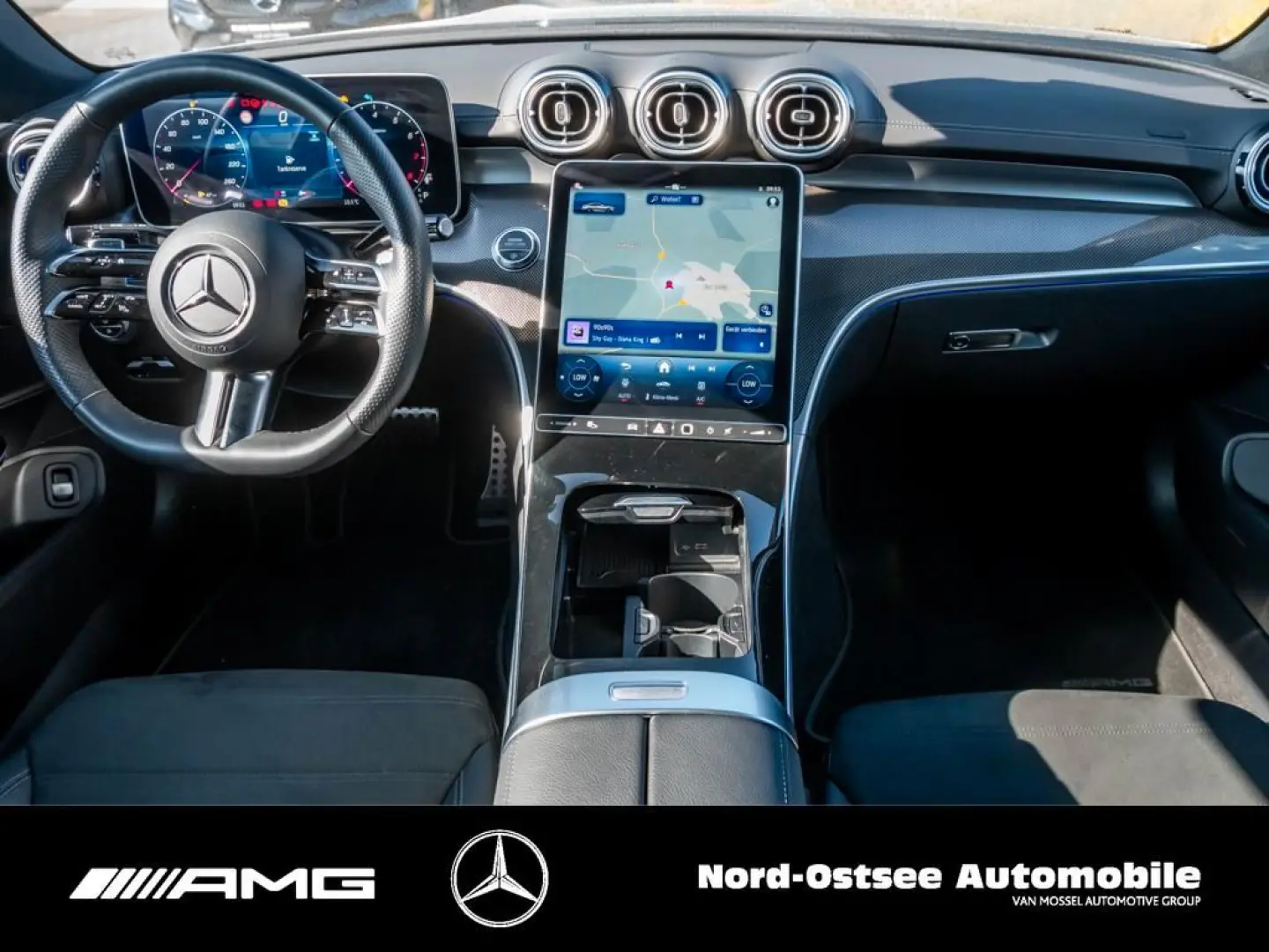 CLE 200 AMG ADV.+ PANO AHK DISTRO DIGITALLIGHT