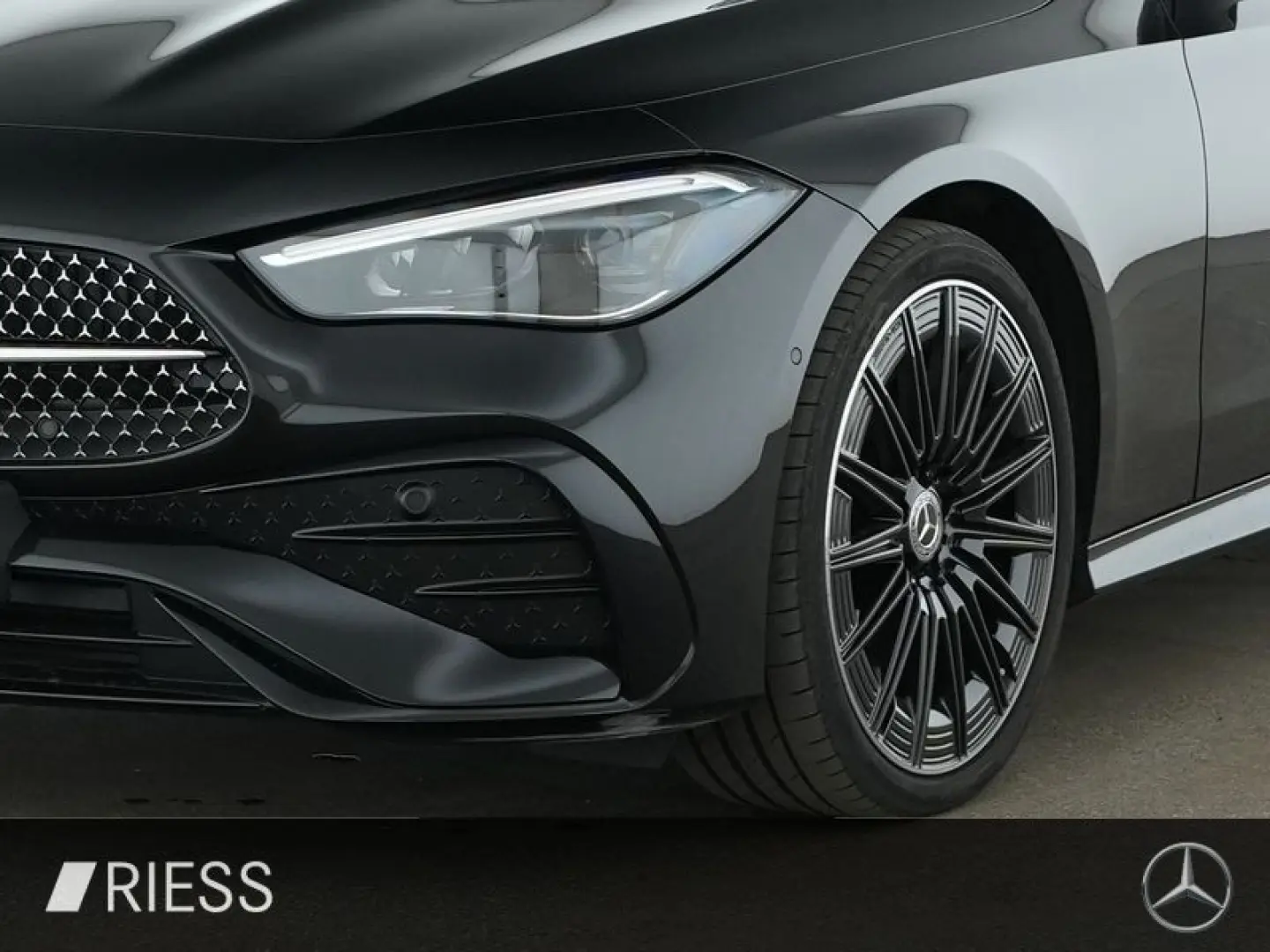 CLE 200 AMG Sport Night Standh Pano AHK 19''