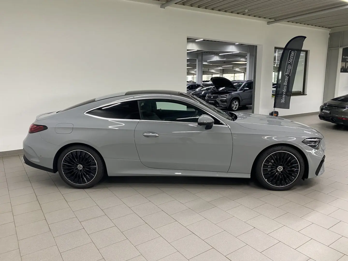 CLE 220 d Coupe AMG+LED+PANO+KAMERA+NAV+KEY+AMBI