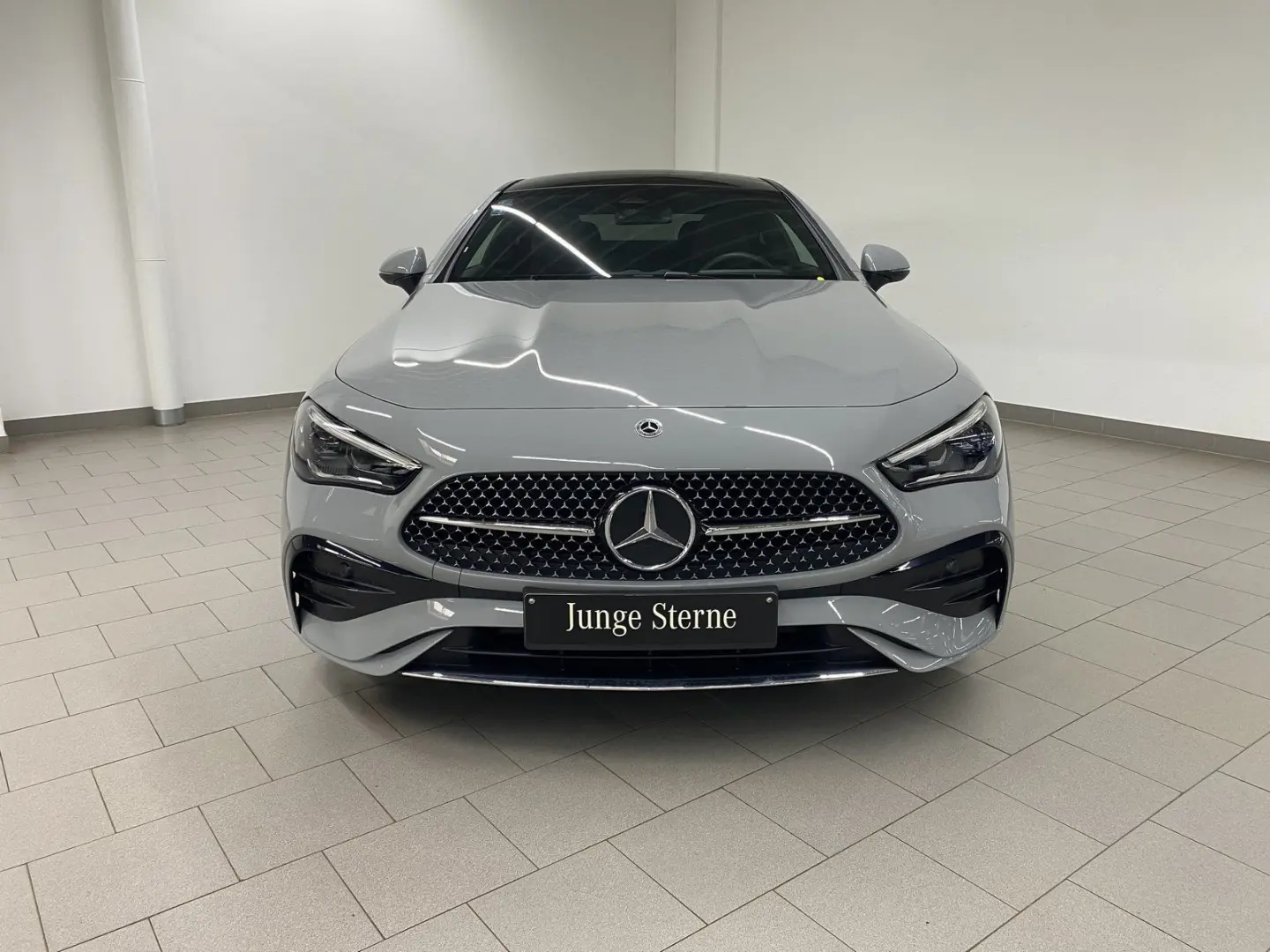 CLE 220 d Coupe AMG+LED+PANO+KAMERA+NAV+KEY+AMBI