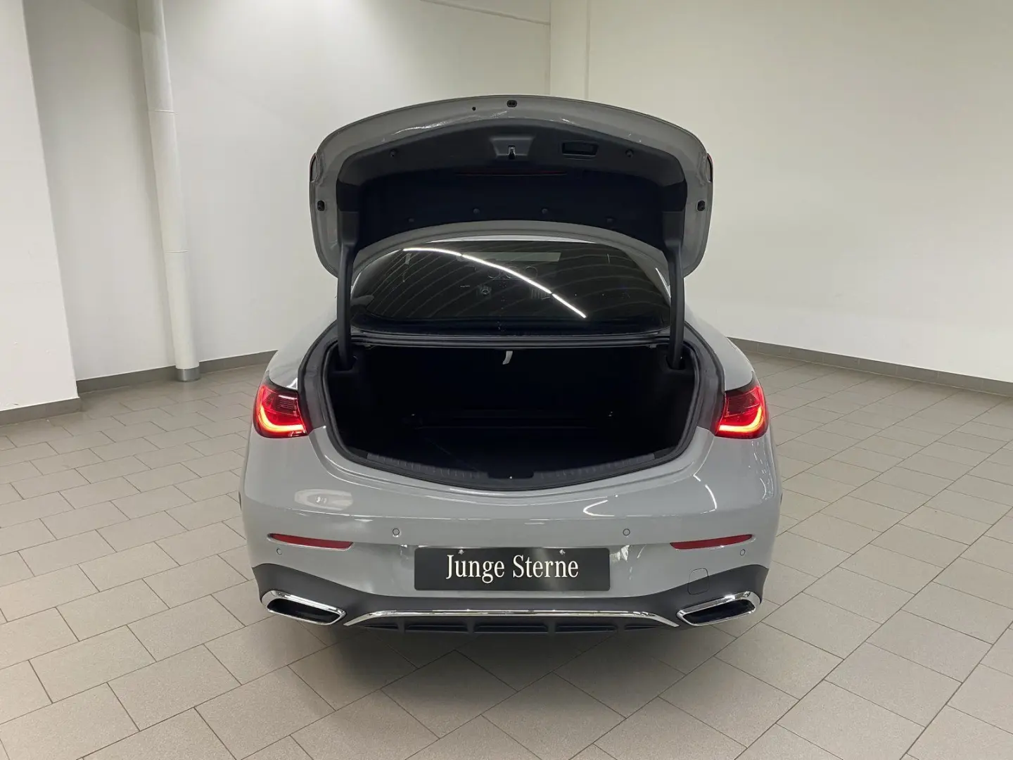 CLE 220 d Coupe AMG+LED+PANO+KAMERA+NAV+KEY+AMBI