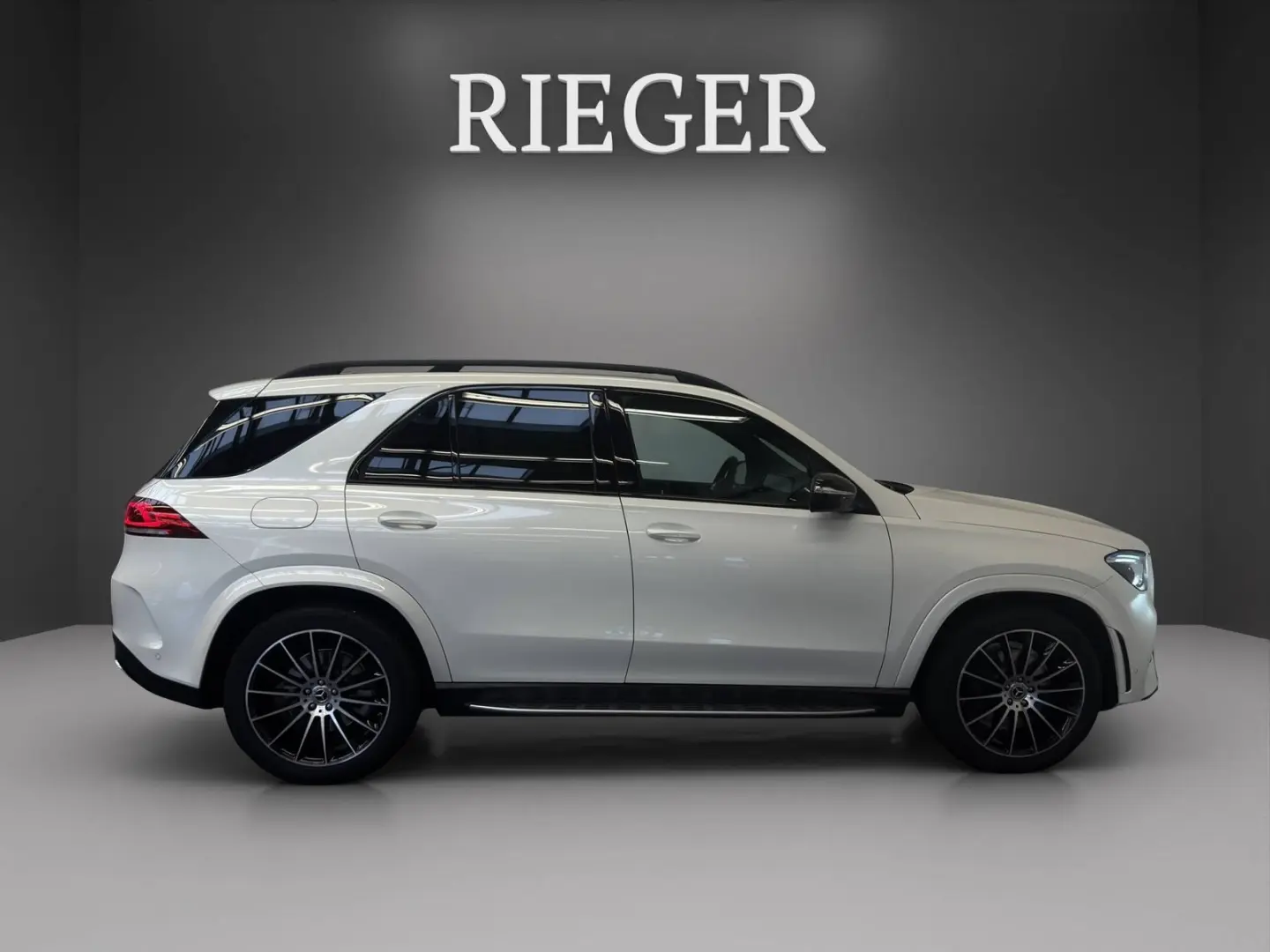 GLE 400 d AMG 4M*7-Sitze*Pano*NIGHT*MEMORY*21