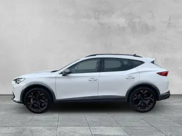 Formentor VZ 2.0 TSI 4Drive PANO+NAV+BEATS+PDC