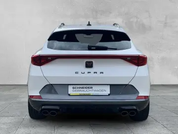 Formentor VZ 2.0 TSI 4Drive PANO+NAV+BEATS+PDC