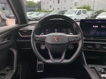 Formentor VZ 2.0 TSI 4Drive PANO+NAV+BEATS+PDC
