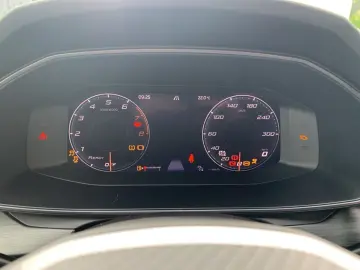 Formentor VZ 2.0 TSI 4Drive PANO+NAV+BEATS+PDC