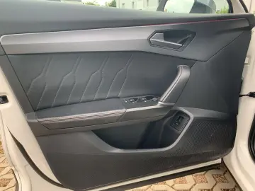 Formentor VZ 2.0 TSI 4Drive PANO+NAV+BEATS+PDC