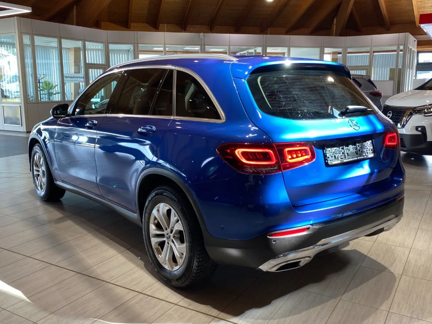 GLC 200 4Matic LED Navi AHK FLA PDC SitzH SR&WR