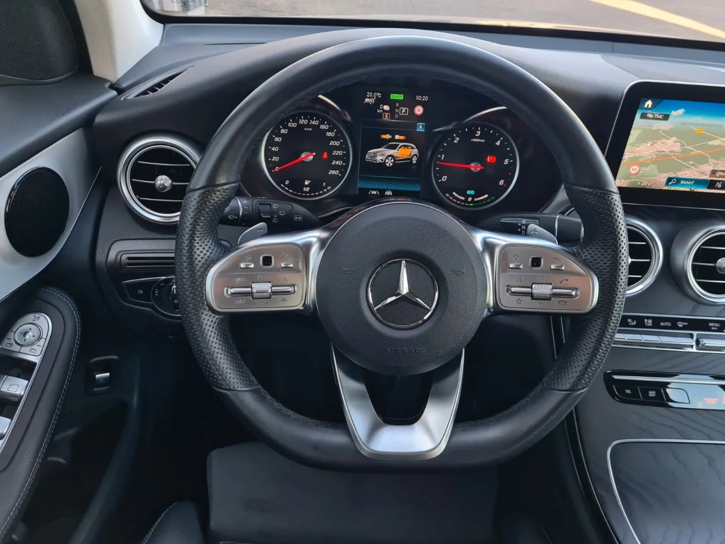 GLC 300de 4M - AMG INT - ASSISTS - CAM