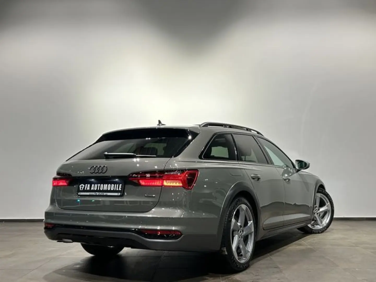 A6 Allroad 40 TDI Black Edition Pano 20 Zoll