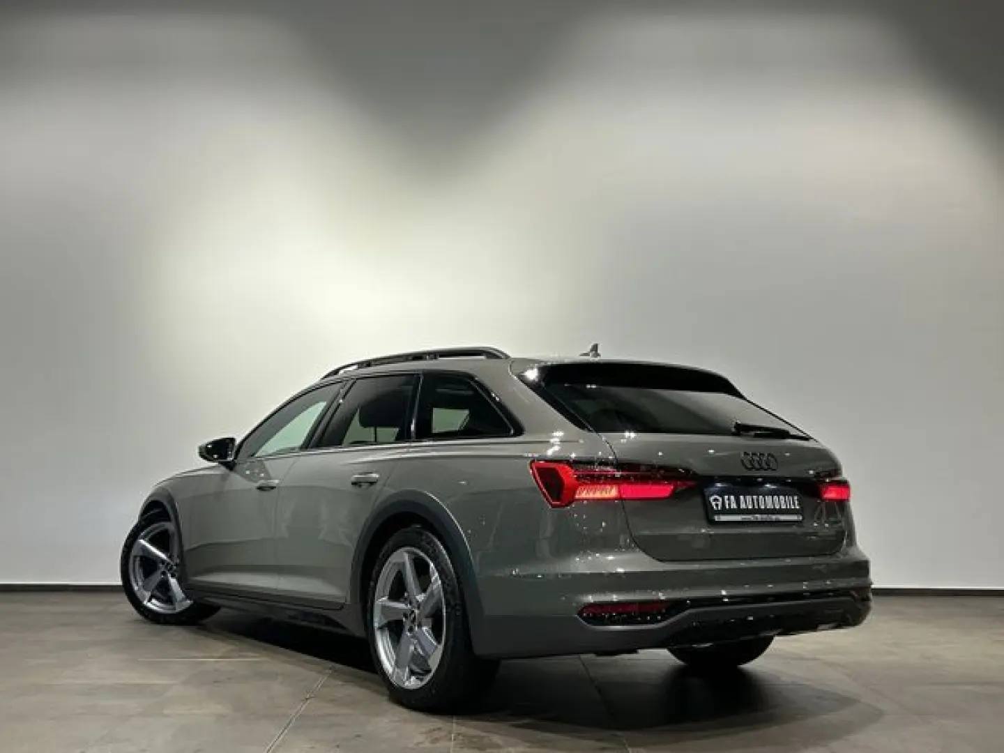 A6 Allroad 40 TDI Black Edition Pano 20 Zoll