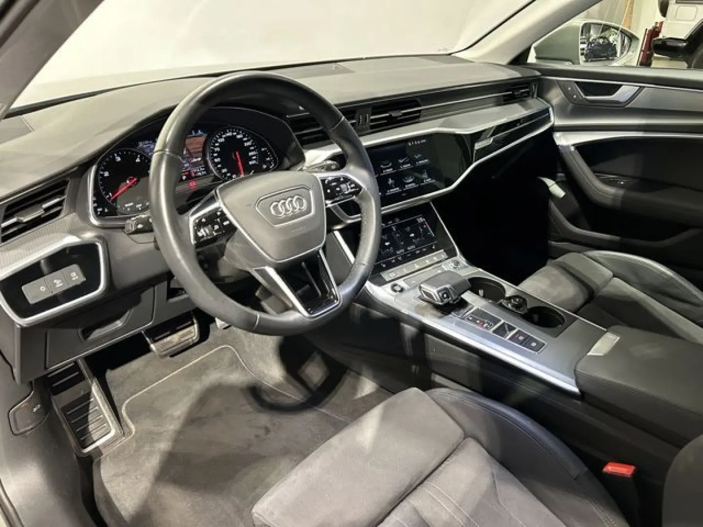 A6 Allroad 40 TDI Black Edition Pano 20 Zoll