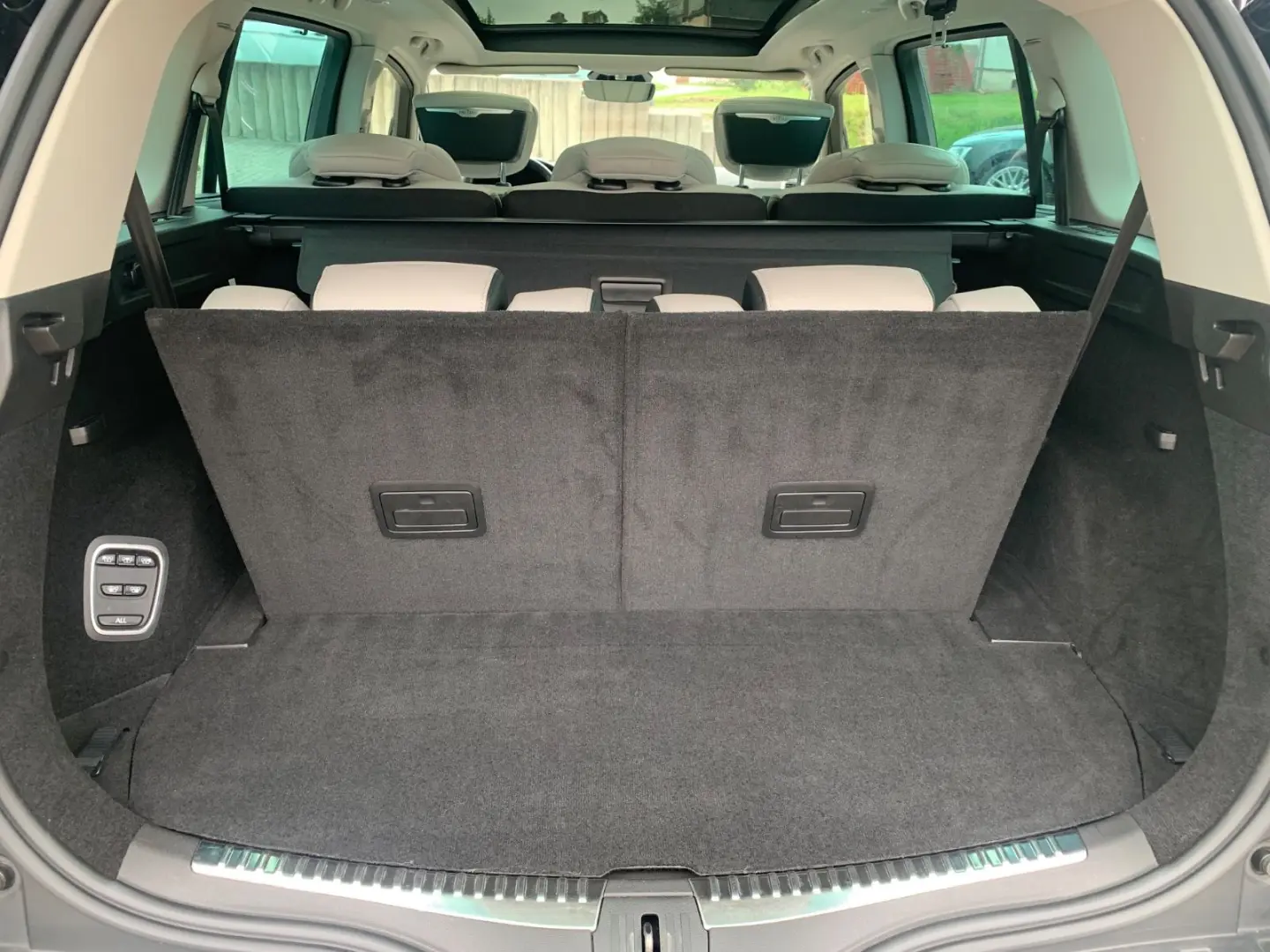 Espace Initiale 2,0 Aut LED Leder Pano ACC